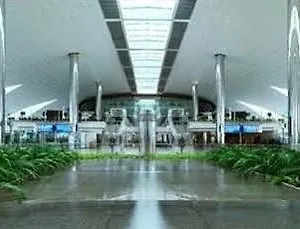 International Airport 5*, Dubaj Egyesült Arab Emírségek